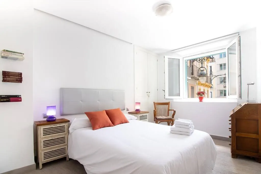 Felix Saenz Apartments! Малага 0*,  Испания