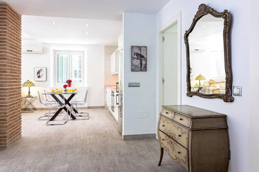 Апартаменты Felix Saenz Apartments! Малага